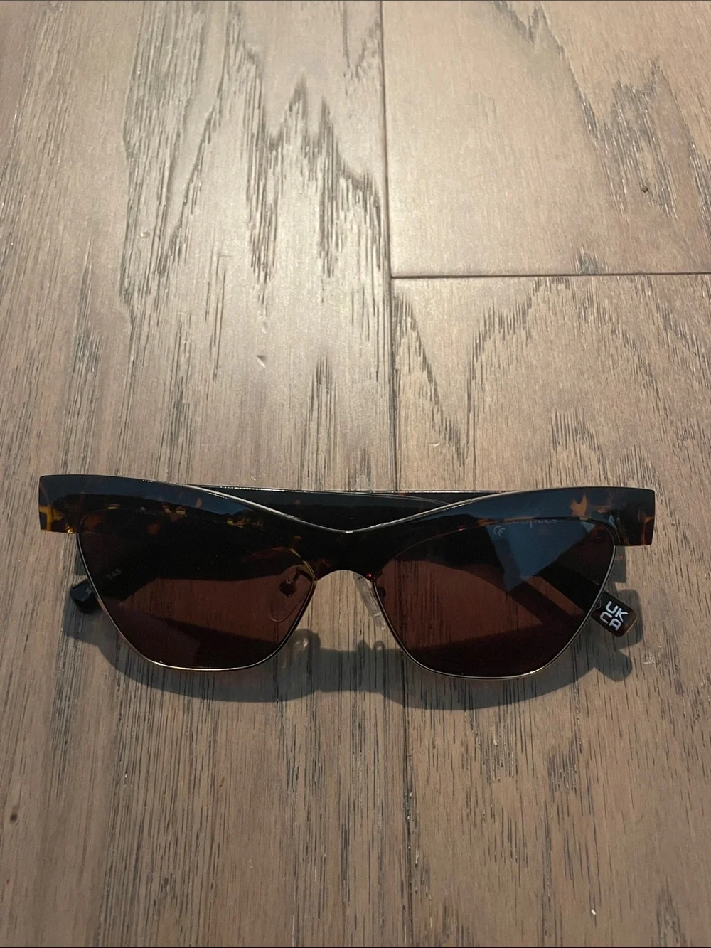 Le Specs mountain high sunglasses